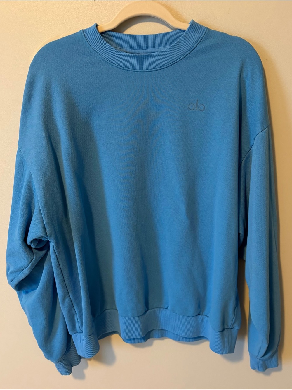 ALO Yoga Blue Crewneck Sweatshirt